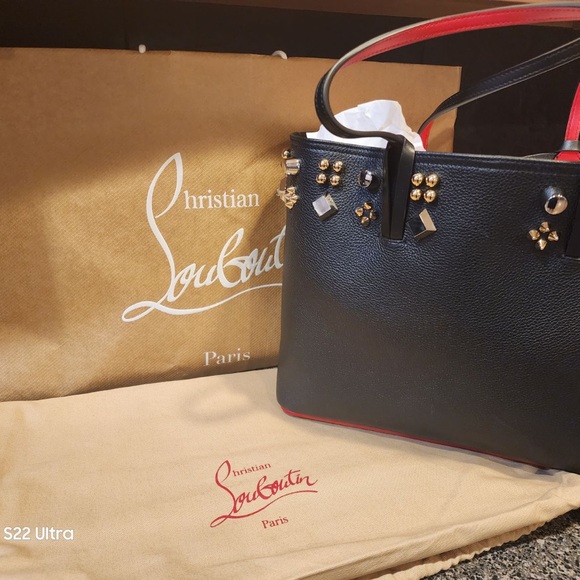 Christian Louboutin CaBata - Picture 4 of 6